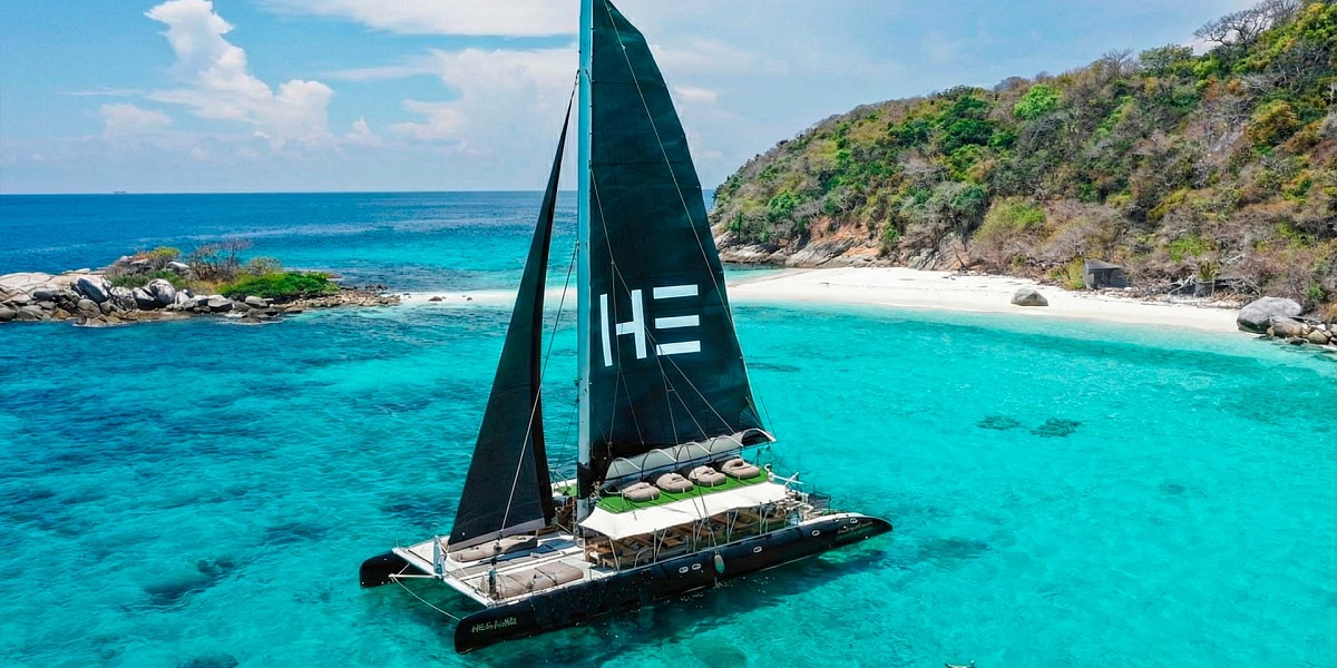 Аренда Party Catamaran 74ft на Пхукете